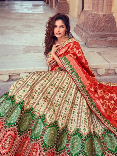 Bridal Golden Red Banarasi Silk Embroidered Desinger Lehenga